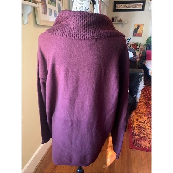 Ellen Tracy Sweater Burgundy Size small cowl Neck - Picture 2 of 7
